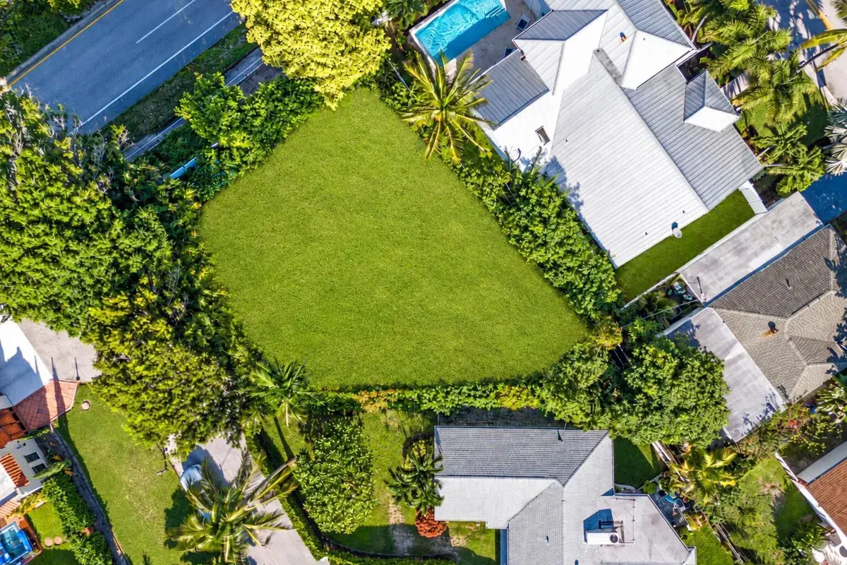 491 NEPTUNE Road, Juno Beach FL 33408
