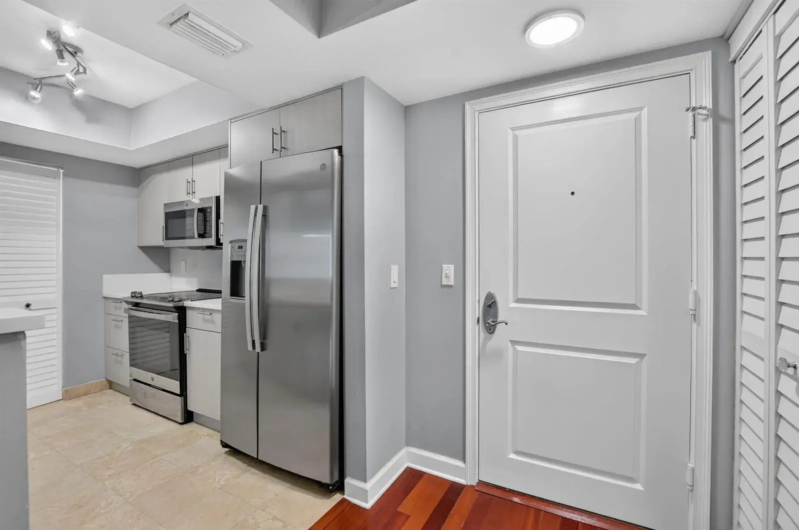 99 SE Mizner Boulevard # 435, Boca Raton FL 33432