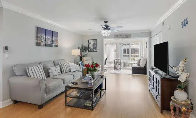 17 COLONIAL CLUB Drive # 205, Boynton Beach FL 33435