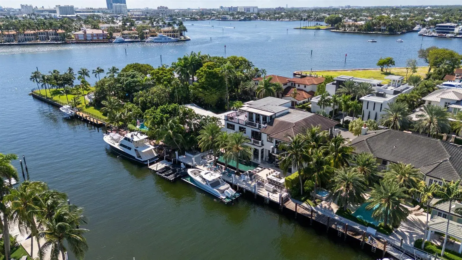 720 ISLE OF PALMS Drive, Fort Lauderdale FL 33301