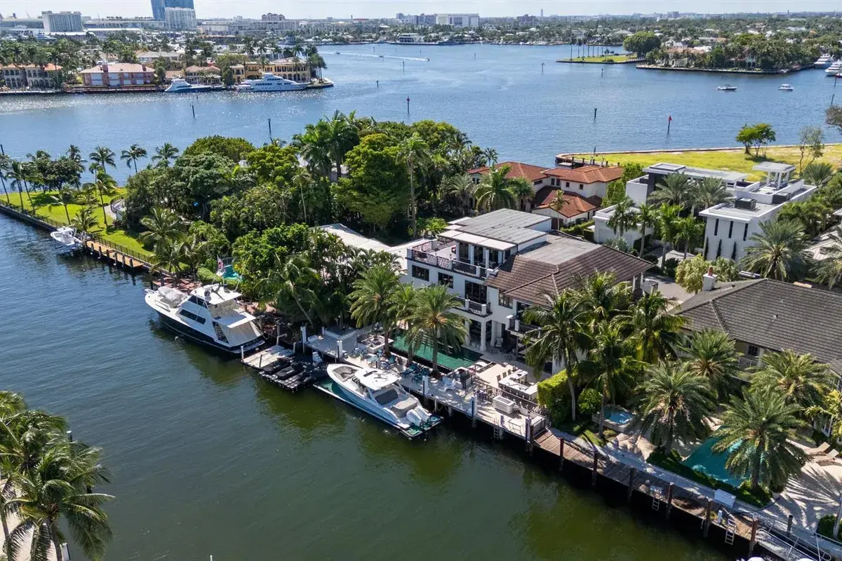 720 ISLE OF PALMS Drive, Fort Lauderdale FL 33301