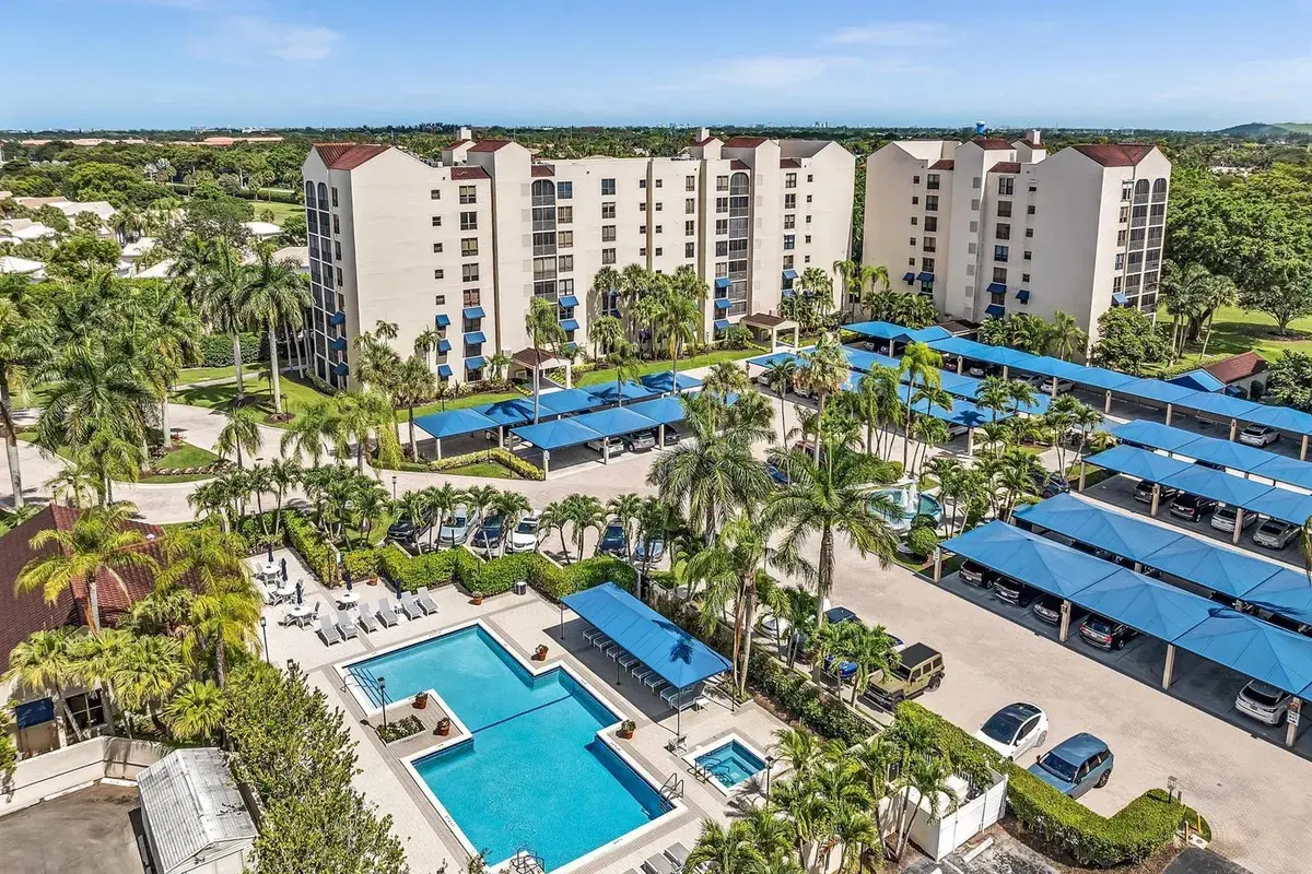 7564 REGENCY LAKE Drive # 202, Boca Raton FL 33433