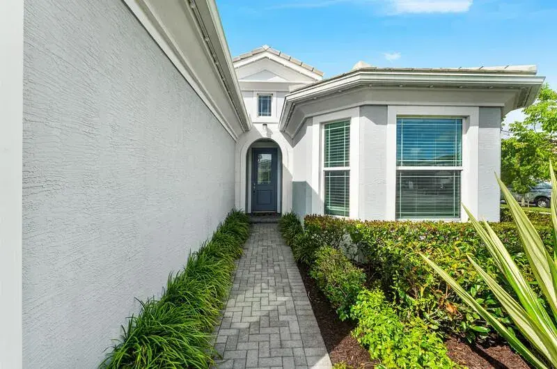 15751 Hummingbird Lane, Westlake FL 33470