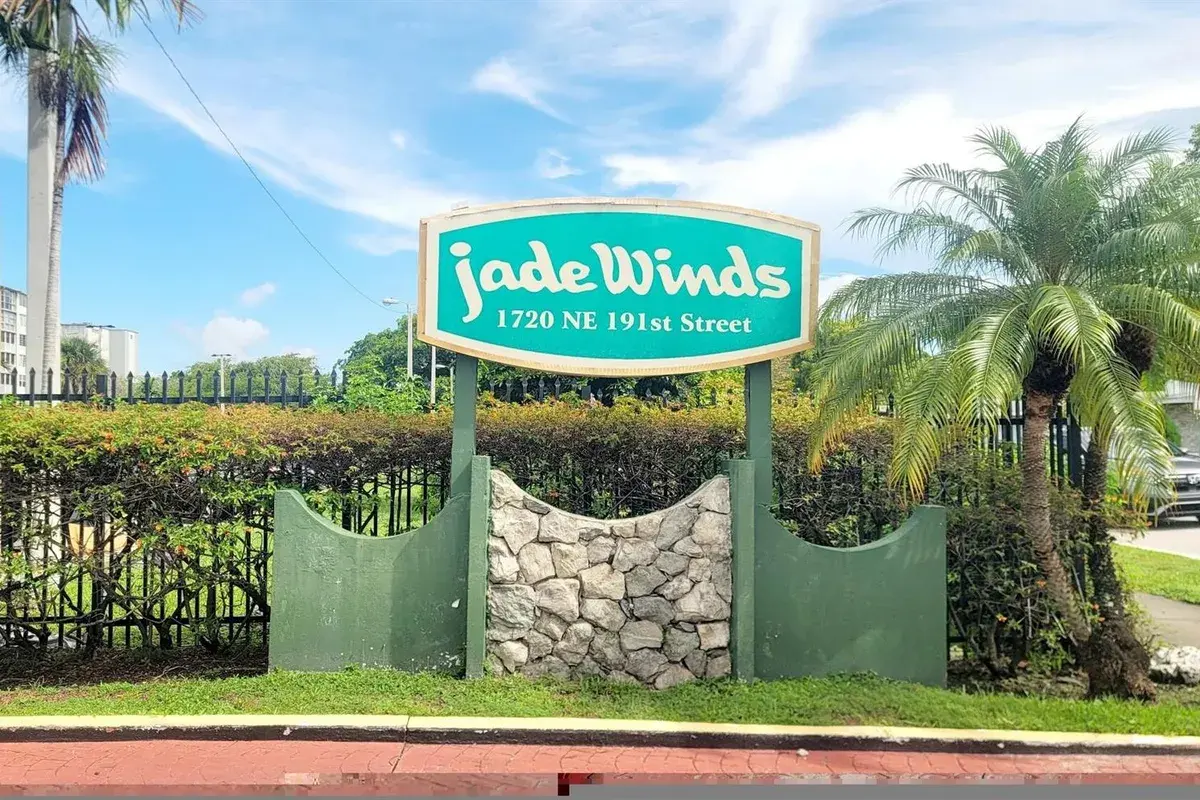 1660 NE 191ST Street # 1, Miami FL 33179