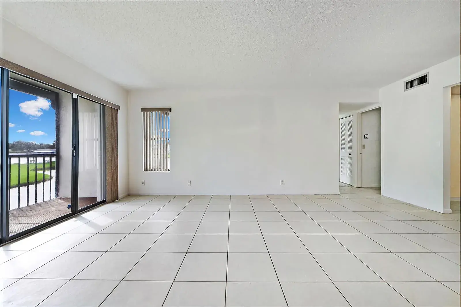 1005 Green Pine Boulevard # C2, West Palm Beach FL 33409