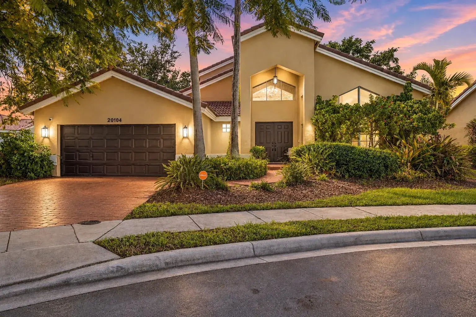 20104 NW 9TH Drive, Pembroke Pines FL 33029