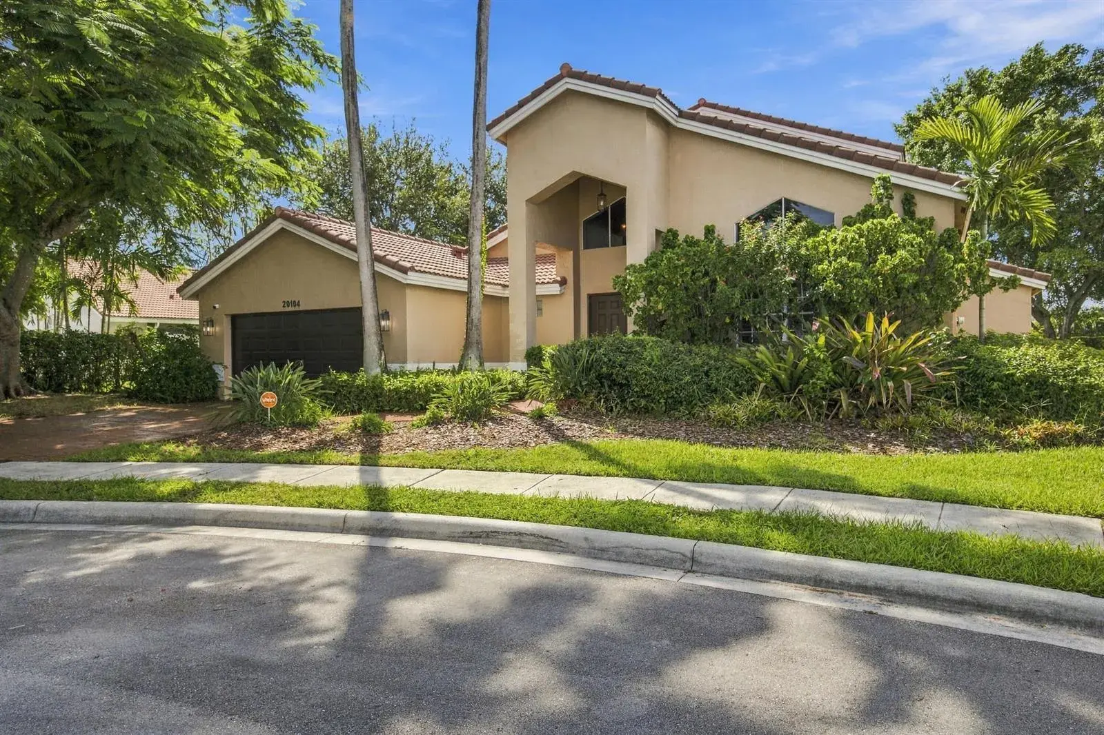 20104 NW 9TH Drive, Pembroke Pines FL 33029