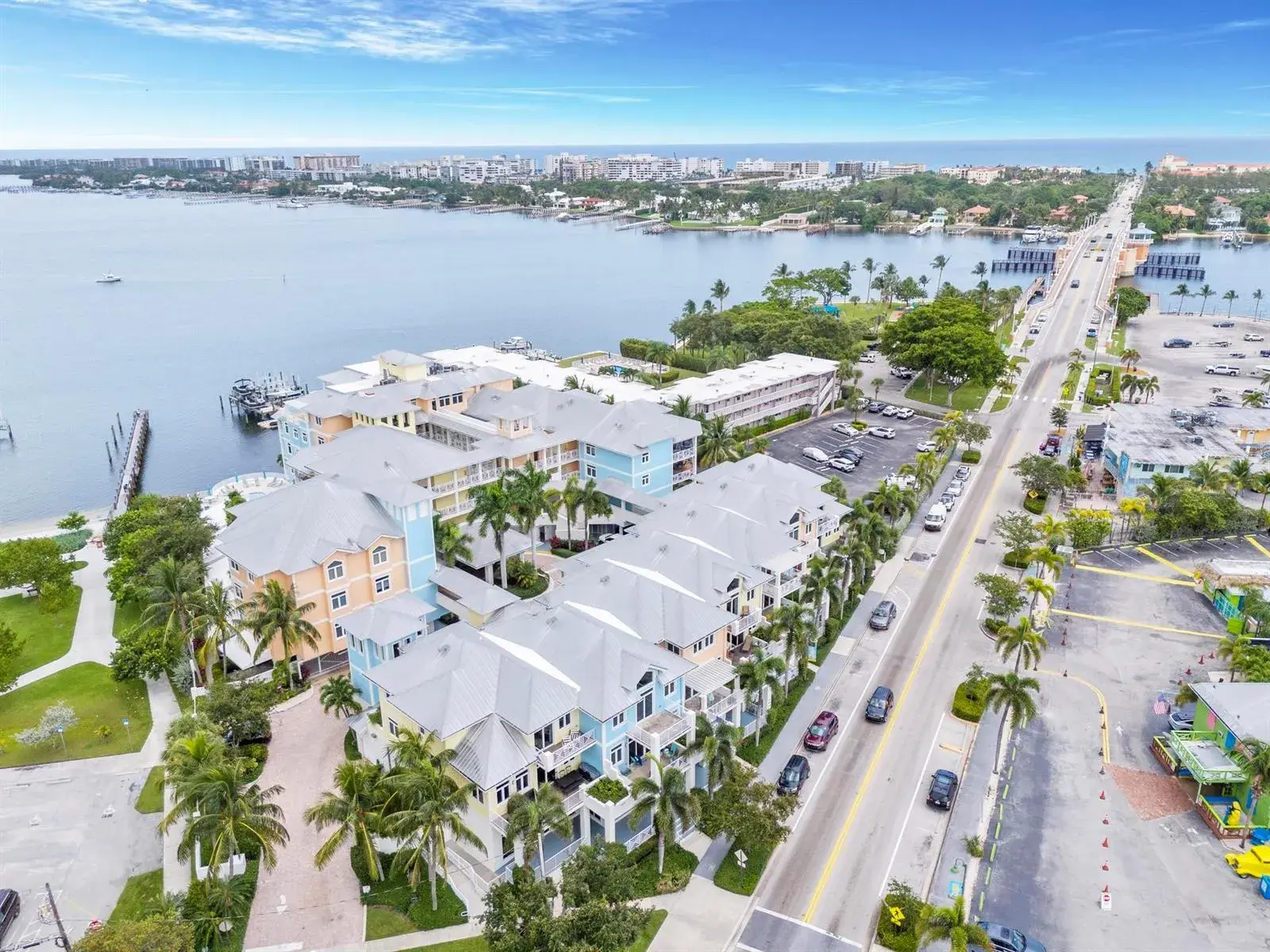 309 E OCEAN Avenue # 304, Lantana FL 33462