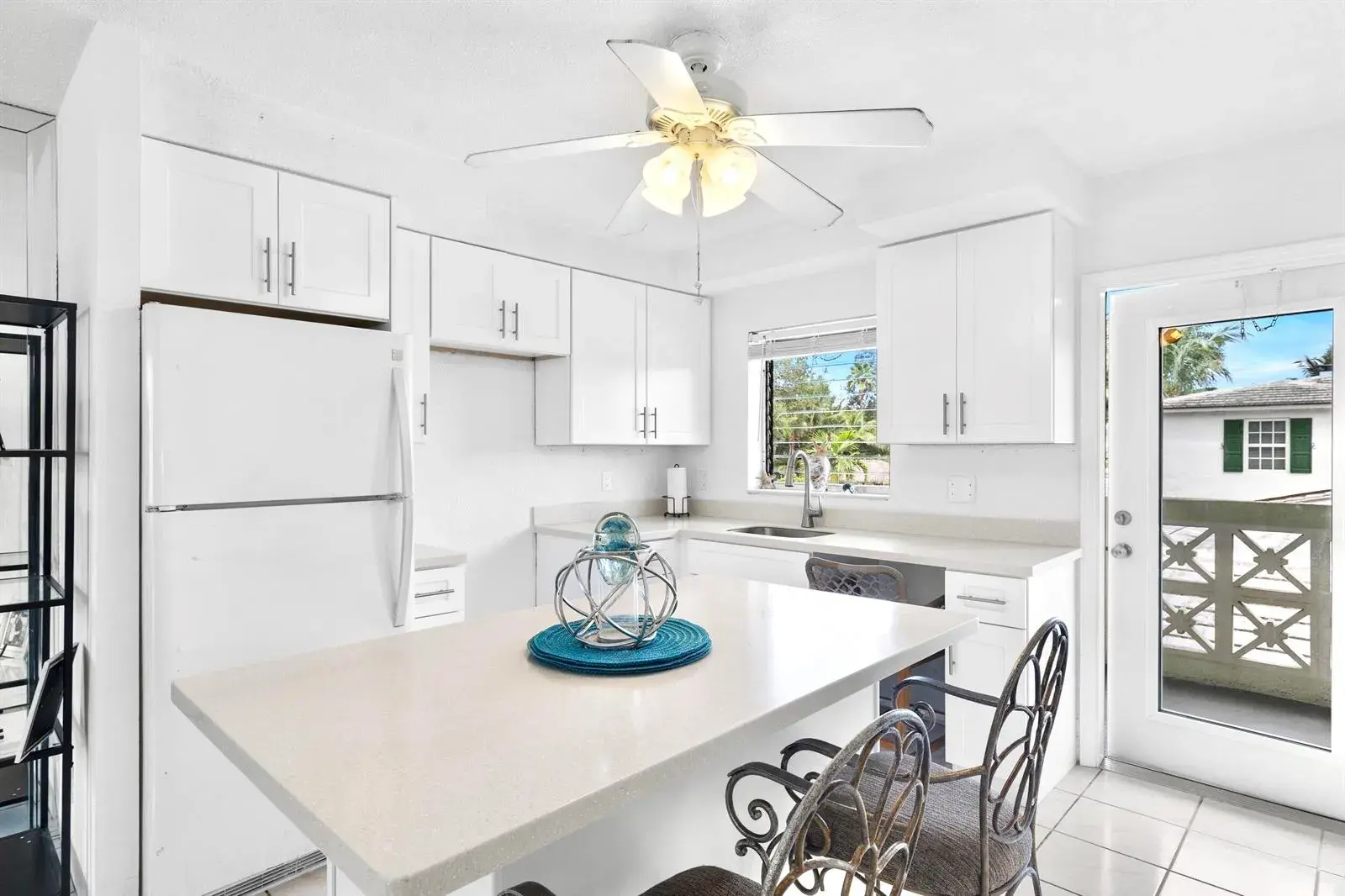 1000 SE 4th Street # 206, Fort Lauderdale FL 33301