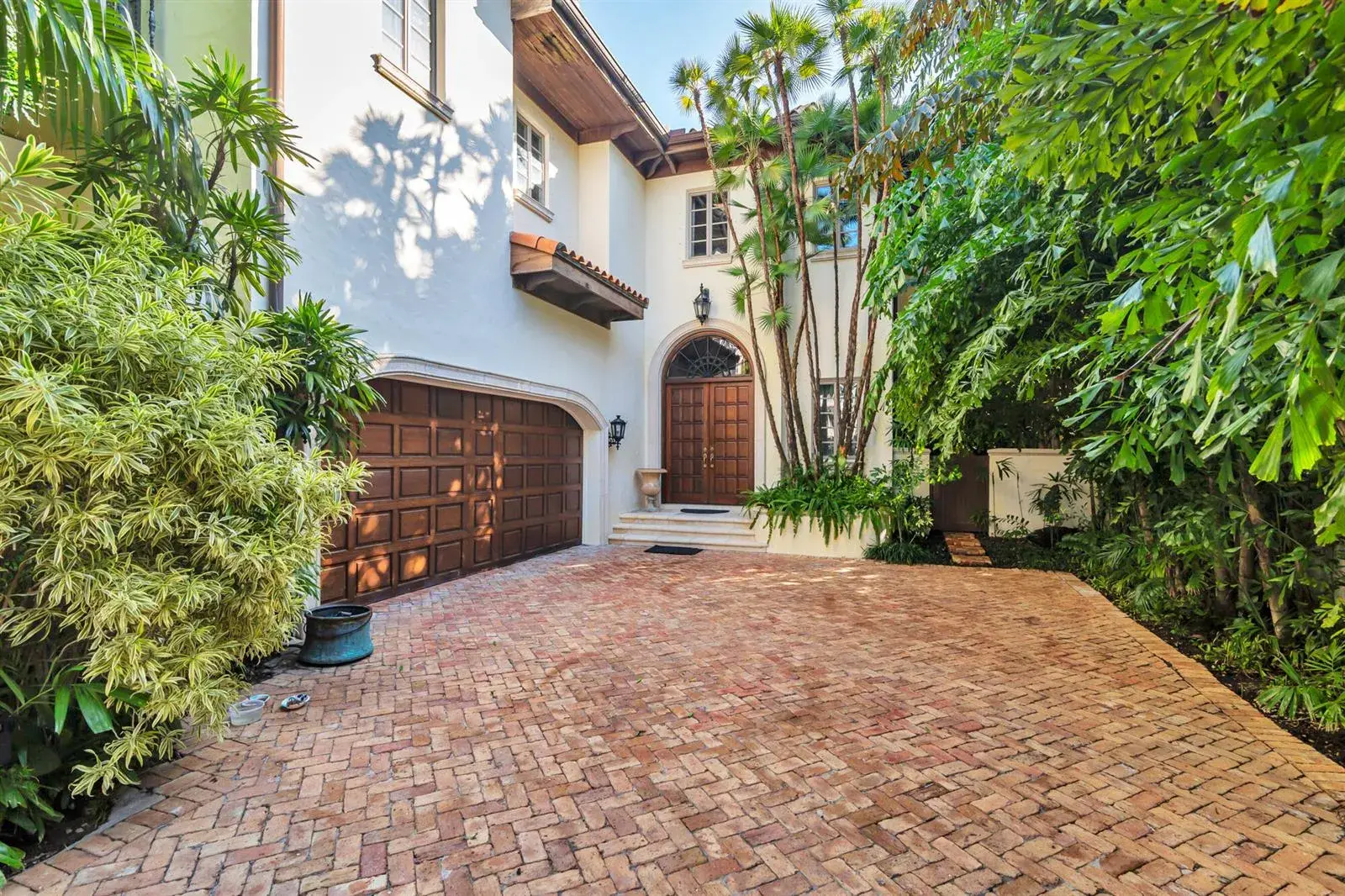 446 Brazilian Avenue, Palm Beach FL 33480
