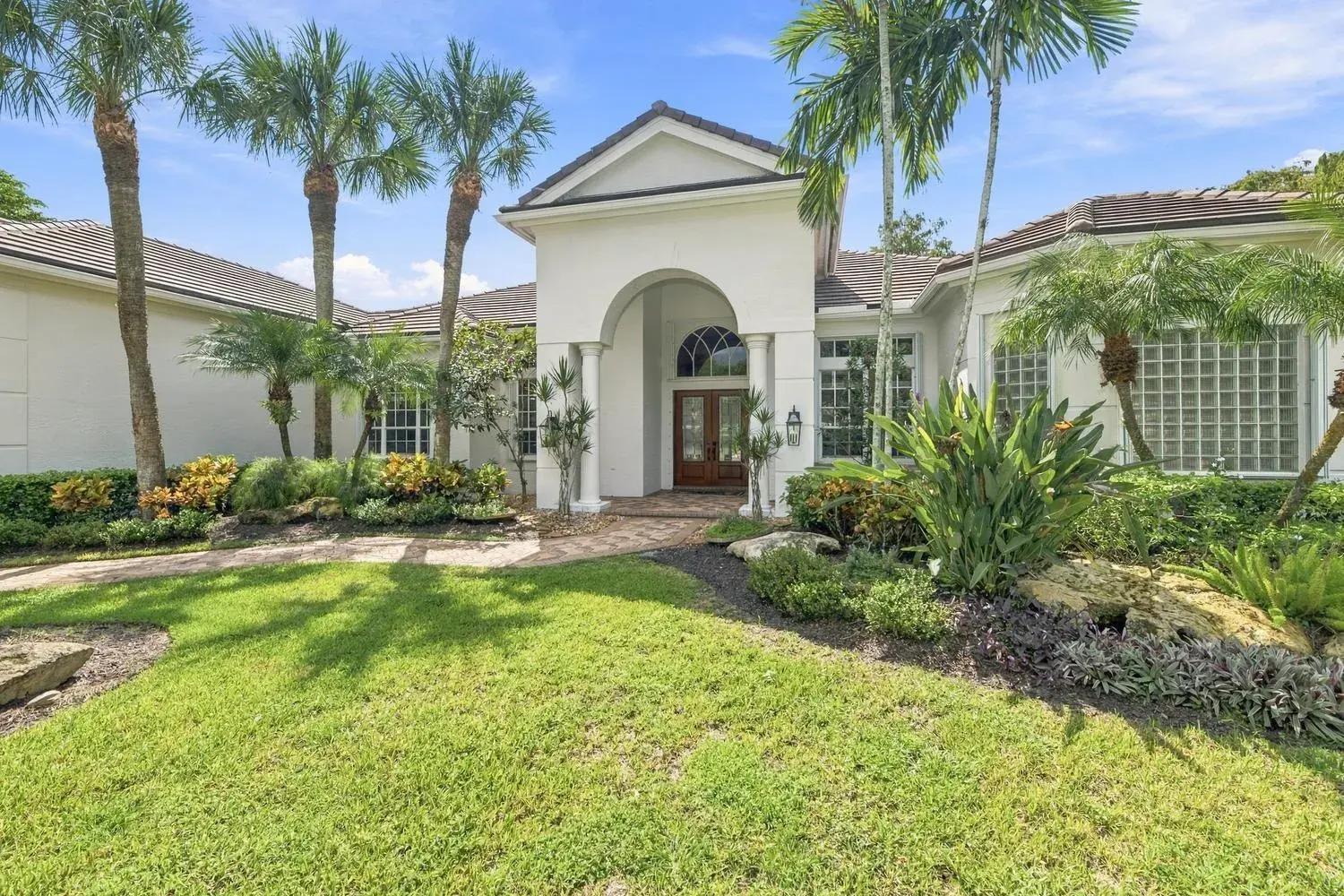 17104 GULF PINE Circle, Wellington FL 33414
