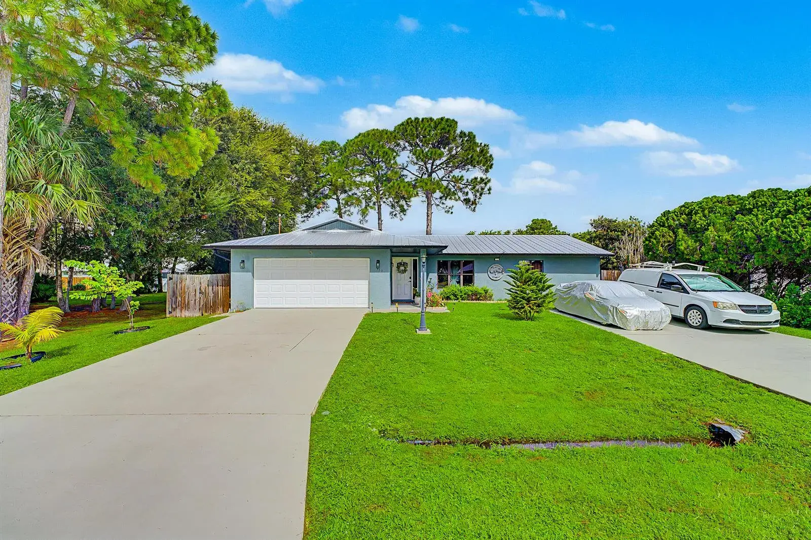 379 SE HUSTED Terrace, Port St. Lucie FL 34983