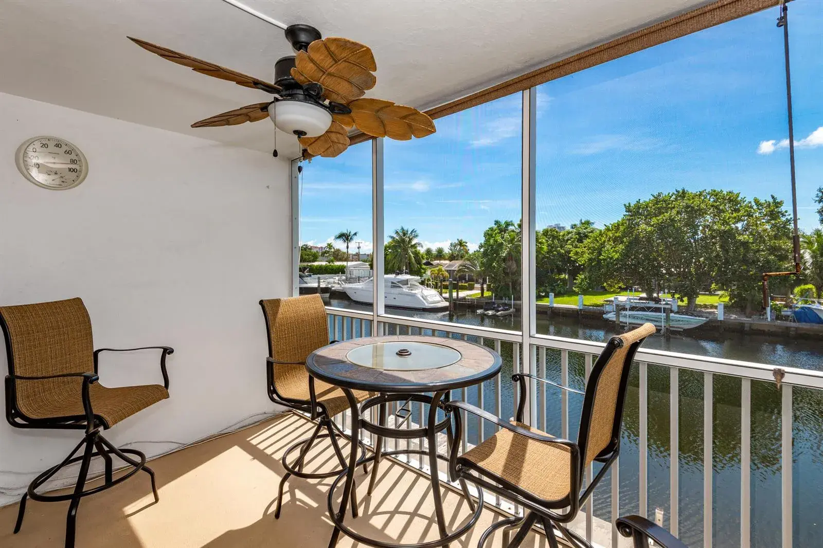 465 Paradise Isle Boulevard, Hallandale Beach FL 33009