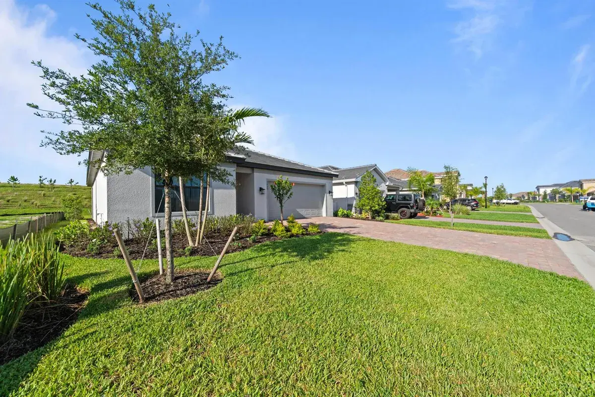 3849 Passion Vine Drive, FL 33920