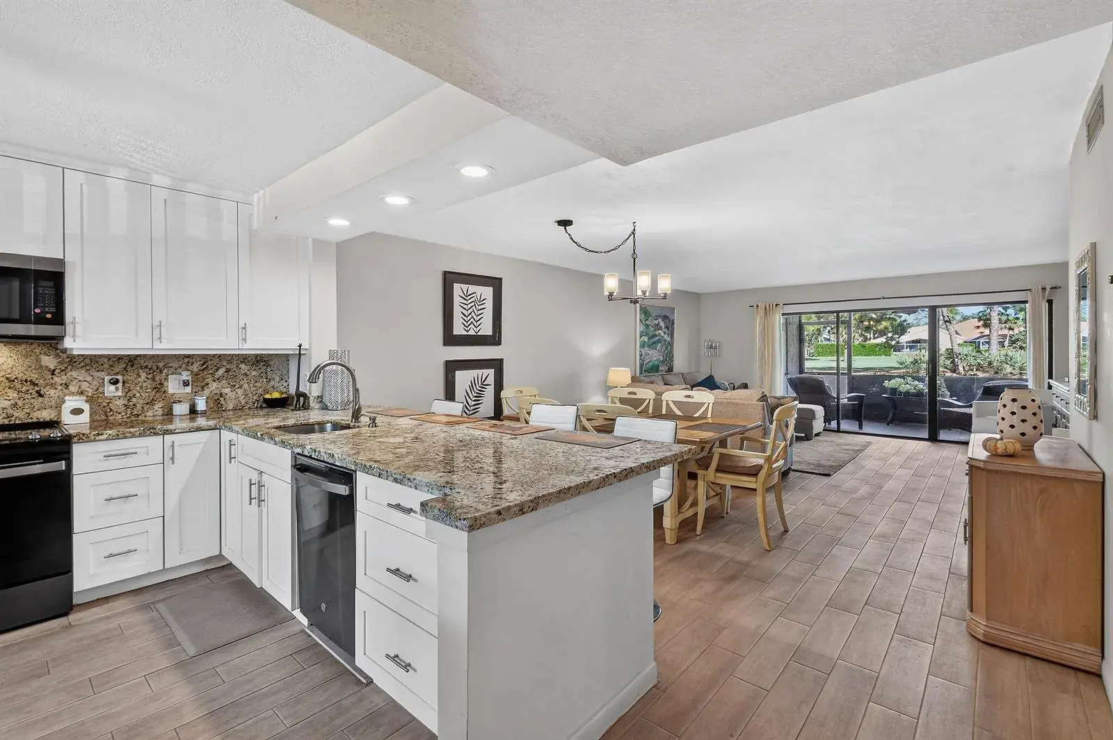 12926 BRIARLAKE Drive # 104b, Palm Beach Gardens FL 33418