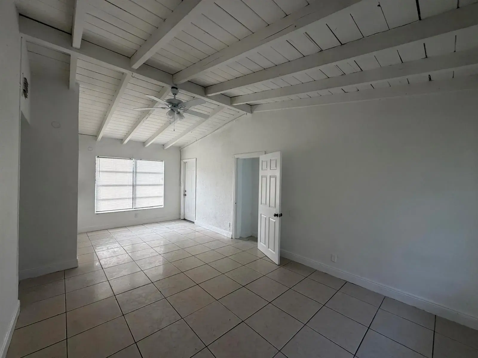 1729 NW 16th Avenue, Fort Lauderdale FL 33311