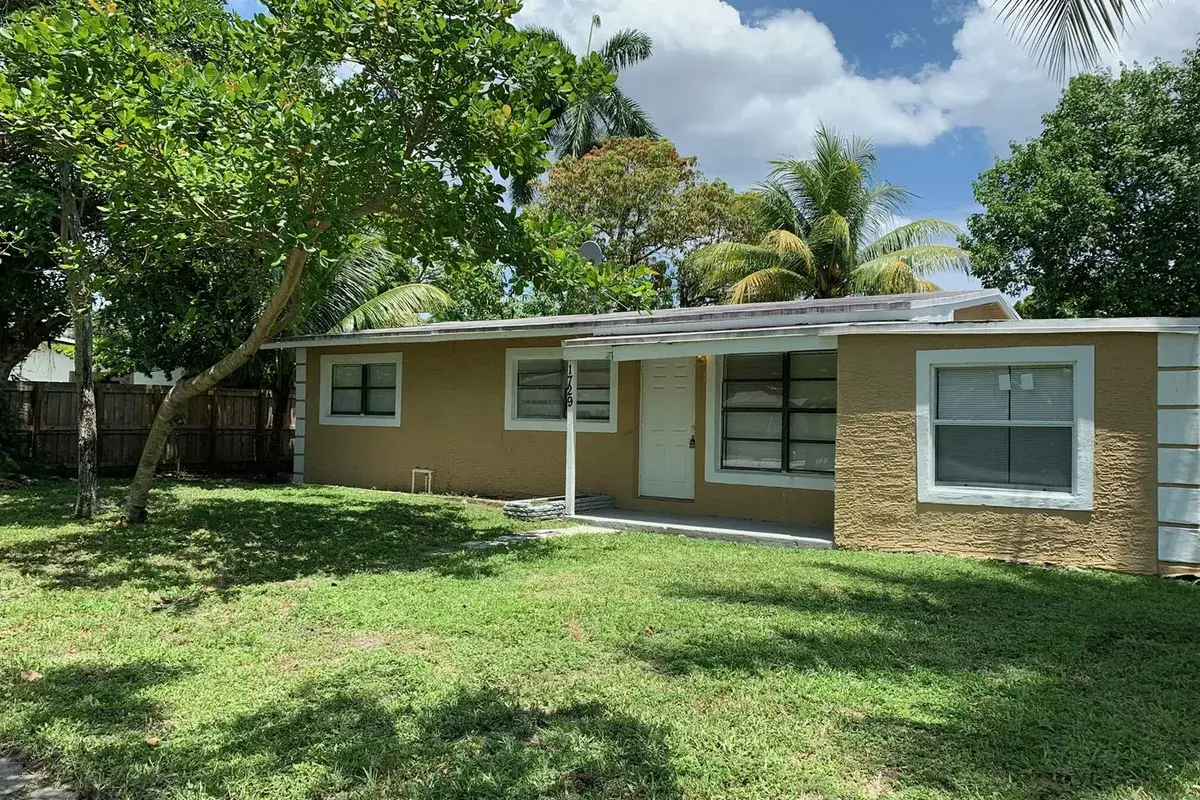 1729 NW 16th Avenue, Fort Lauderdale FL 33311