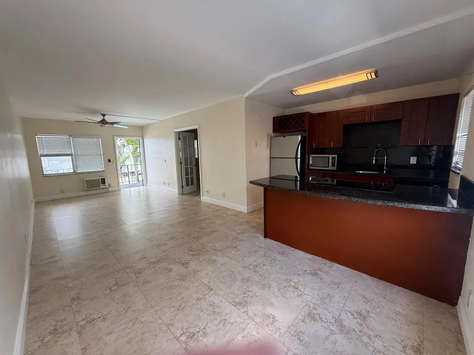 1100 NE 9TH Avenue # 202, Fort Lauderdale FL 33304