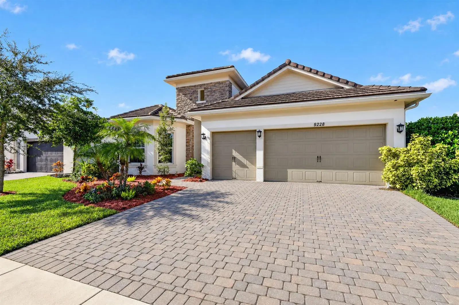 9228 Greenspire Lane, Lake Worth FL 33467