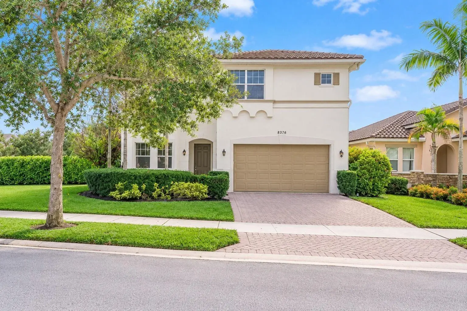 4 bedroom 3 bath Residential for sale at 8376 NW 121st Way, Parkland FL 33076
