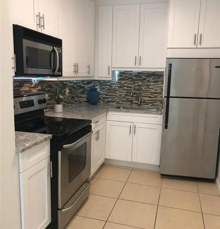 2426 SE 17TH Causeway SE # 205A, Fort Lauderdale FL 33316