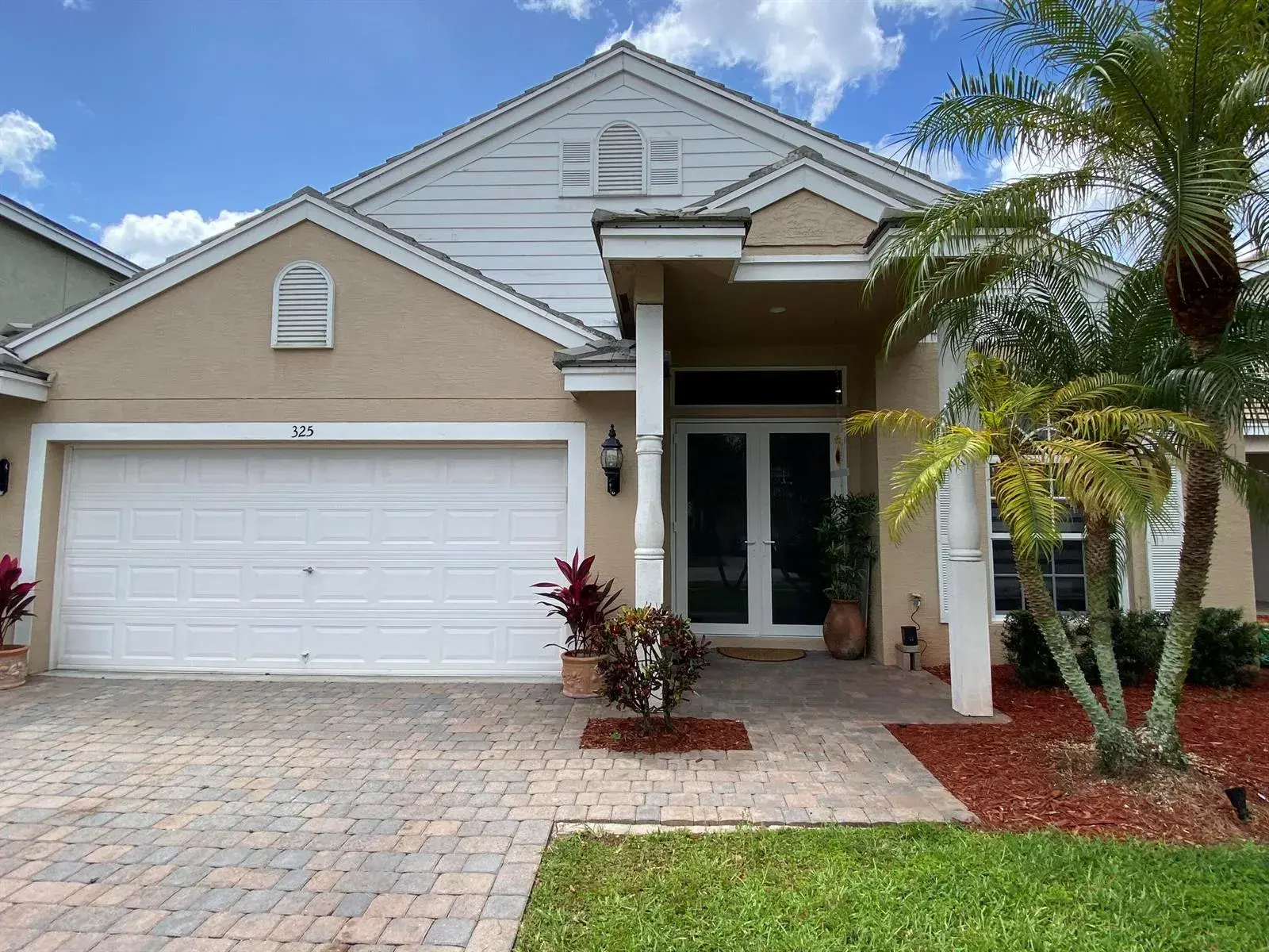 325 Berenger Walk, Royal Palm Beach FL 33414