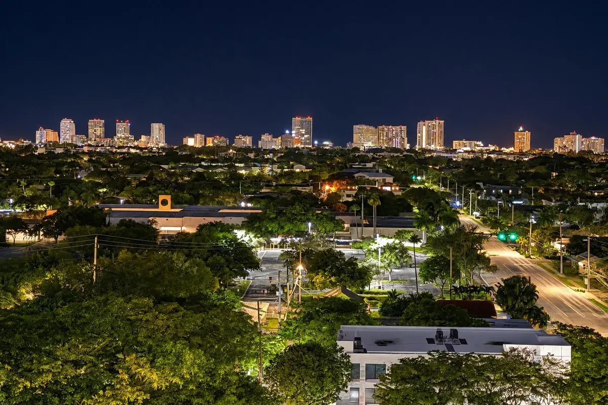 100 N FEDERAL Highway # 1416, Fort Lauderdale FL 33301