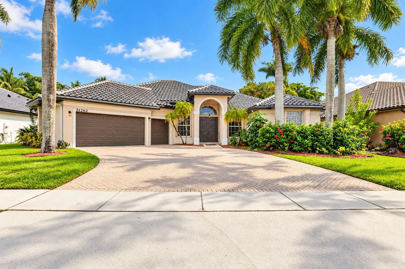 21262 Falls Ridge Way, Boca Raton FL 33428