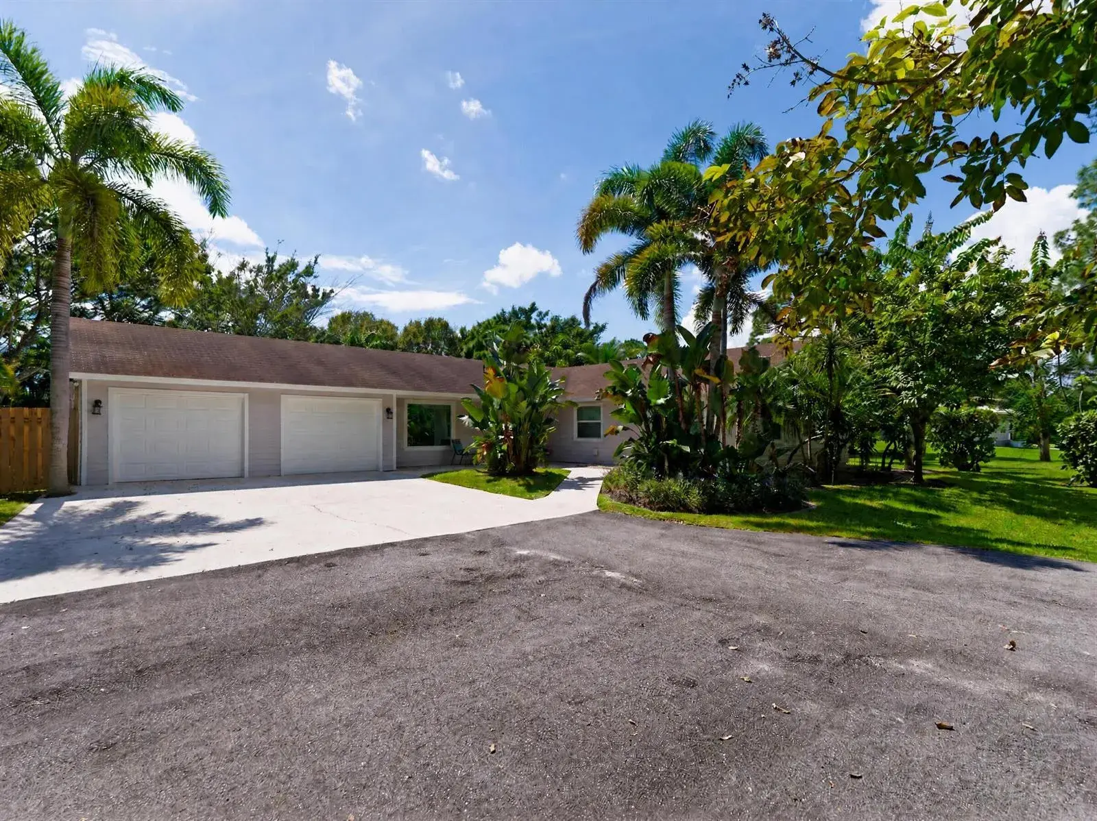 6922 150th Place N, Palm Beach Gardens FL 33418