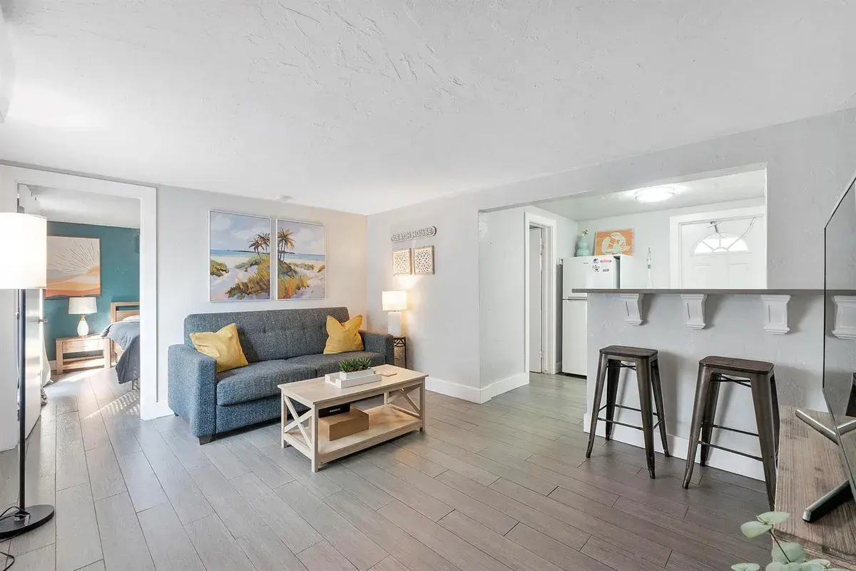 551 SW 13th Avenue # 3, Fort Lauderdale FL 33312
