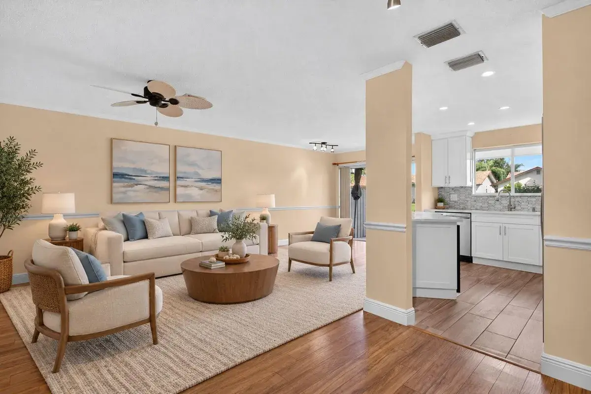 2047 DISCOVERY Circle E, Deerfield Beach FL 33442