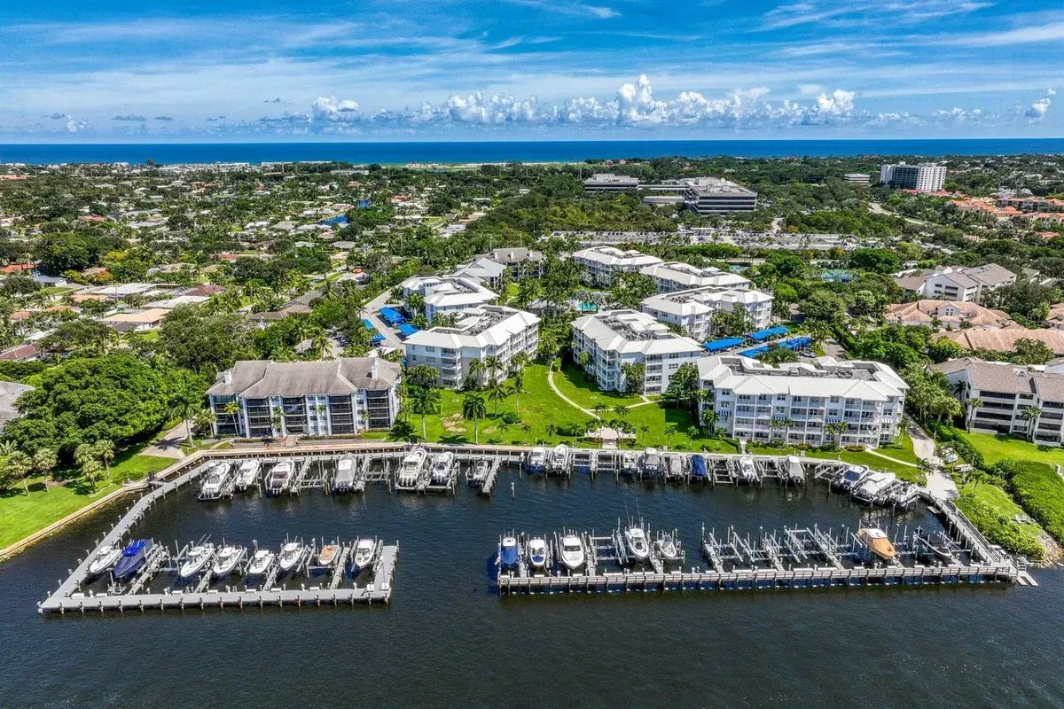 441 Bay Colony Drive N, Juno Beach FL 33408