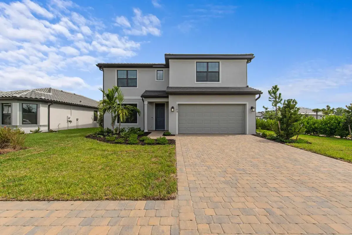 2084 FREEMONT Way, Naples FL 34120