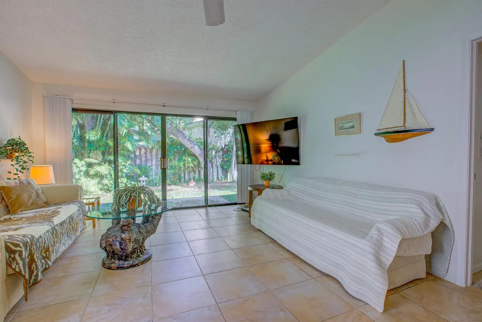 1092 Raintree Court, Palm Beach Gardens FL 33410