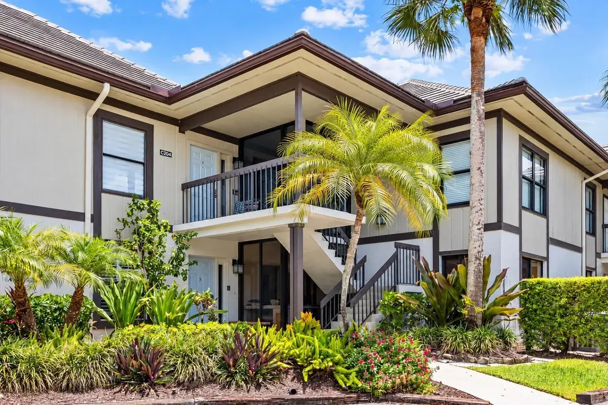 13254 Polo Club Road # C204, Wellington FL 33414