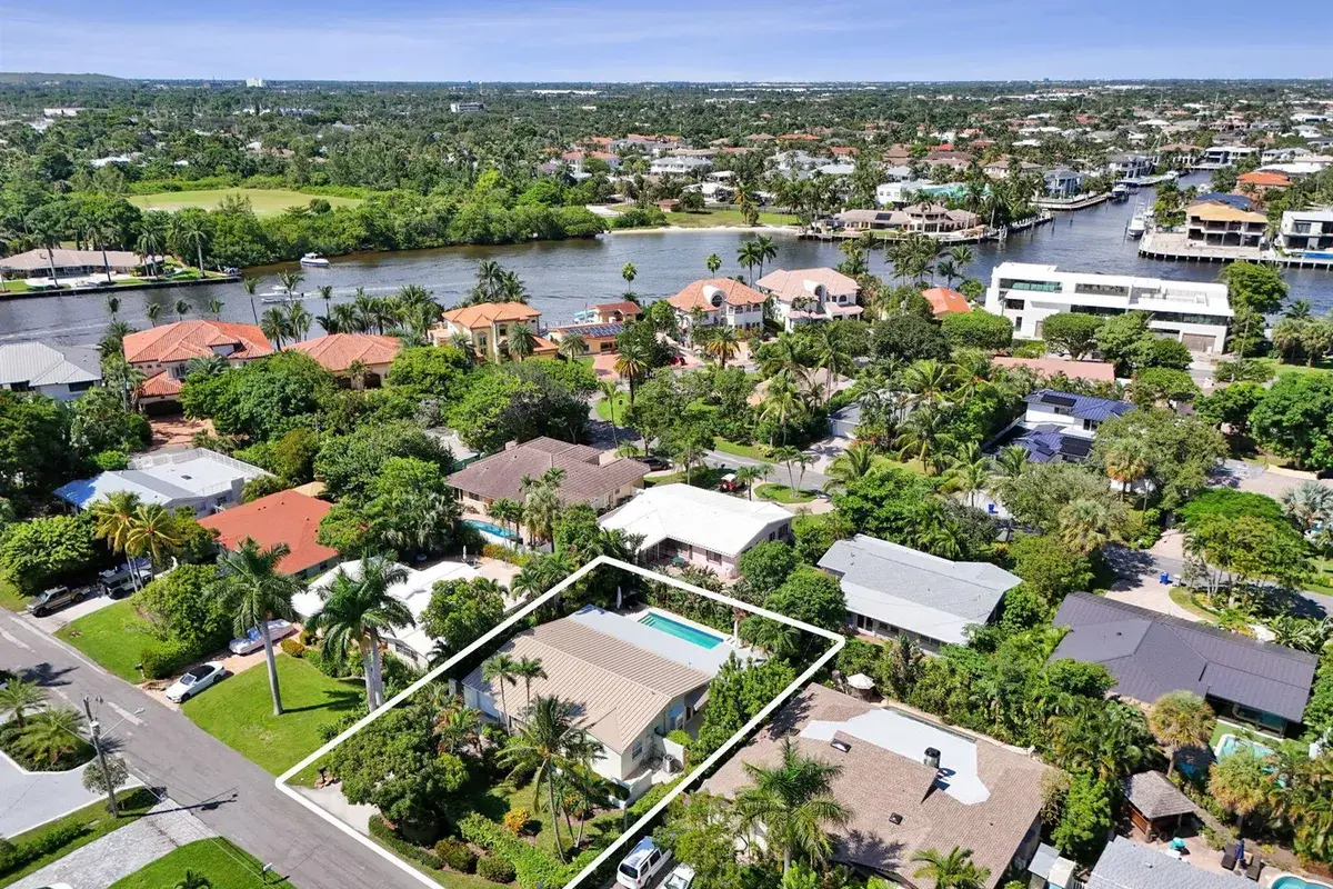 3207 DOVER Road, Pompano Beach FL 33062