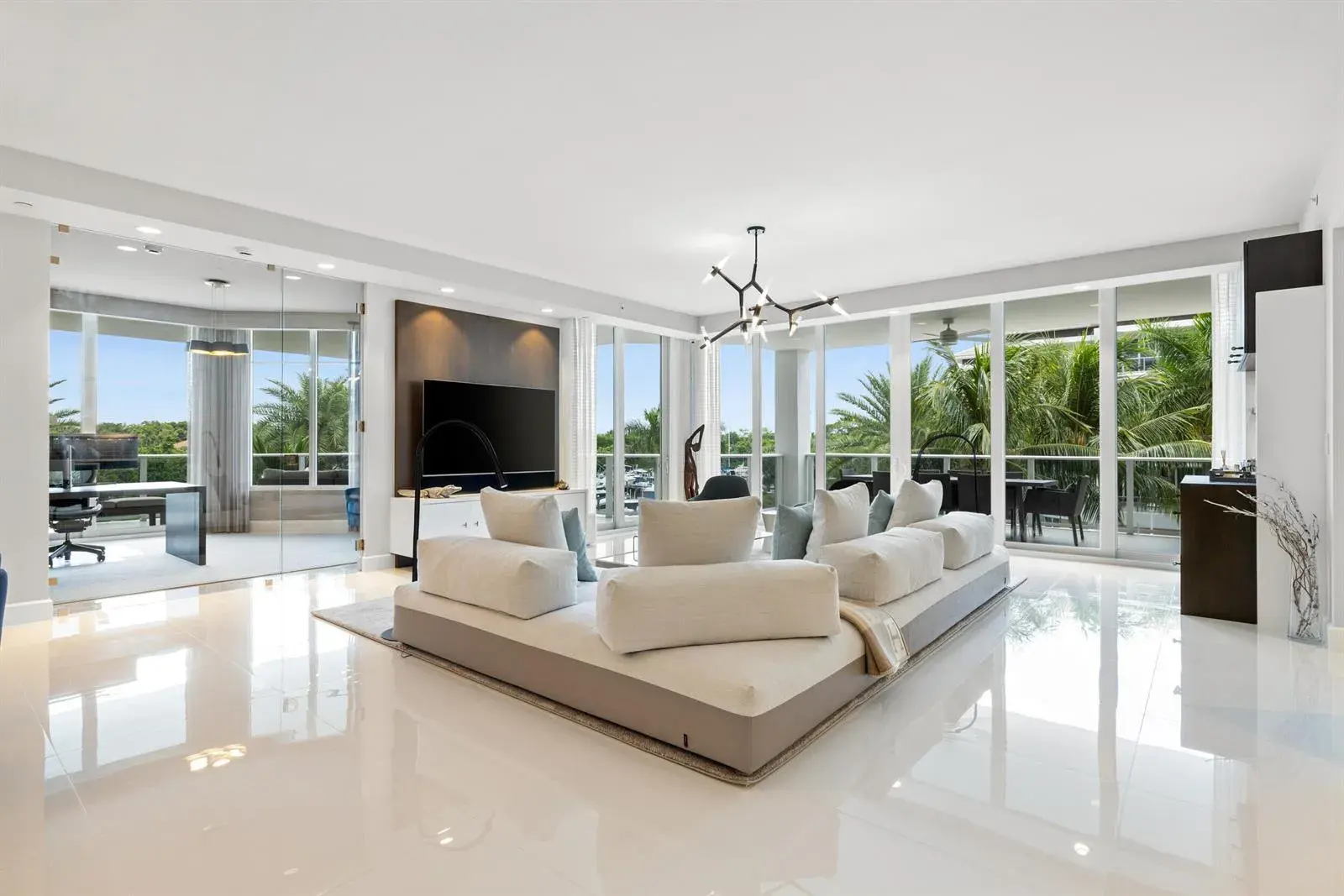 2700 Donald Ross Road # 303, Palm Beach Gardens FL 33410
