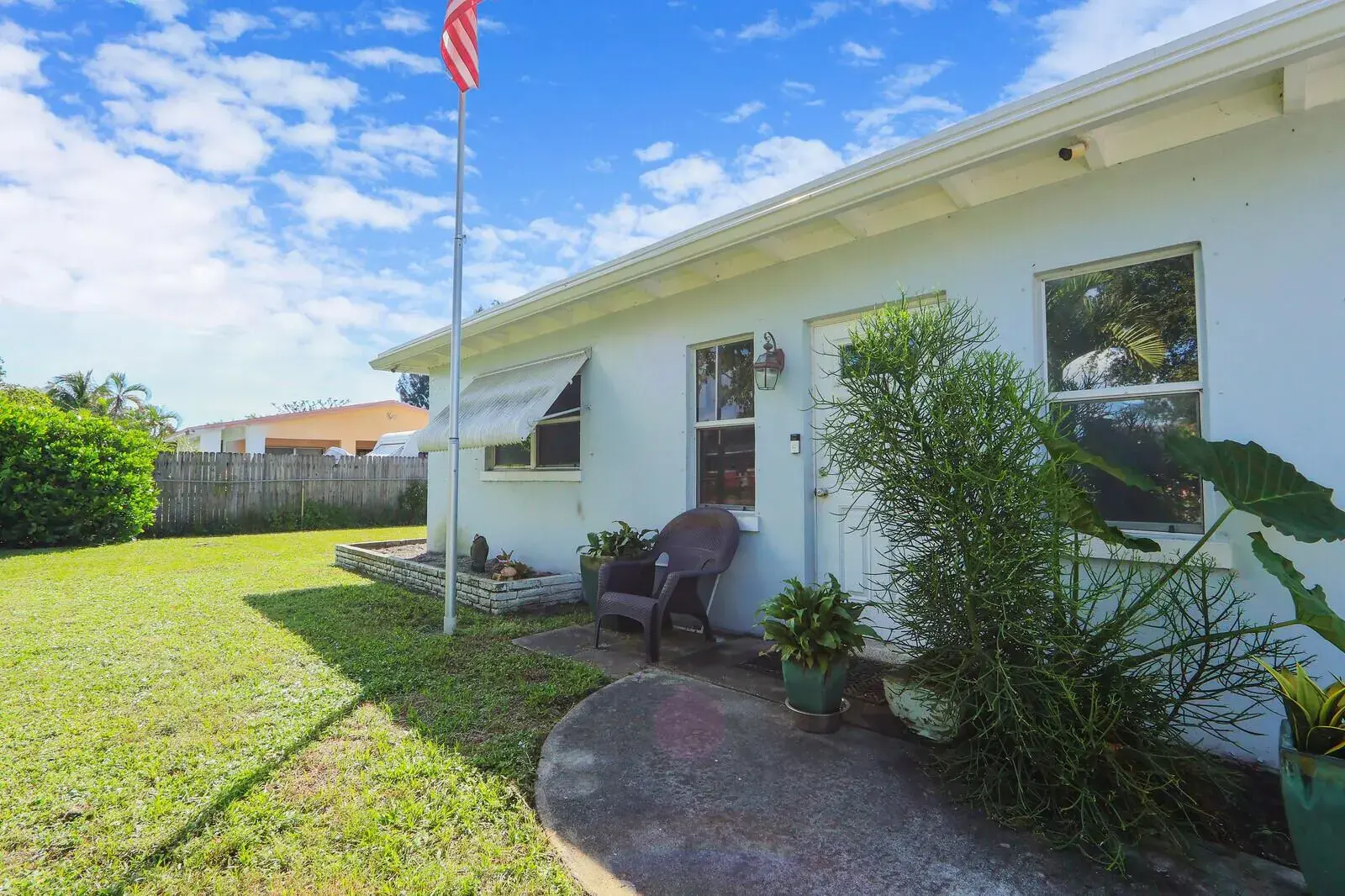 2708 CHEROKEE Court, West Palm Beach FL 33406