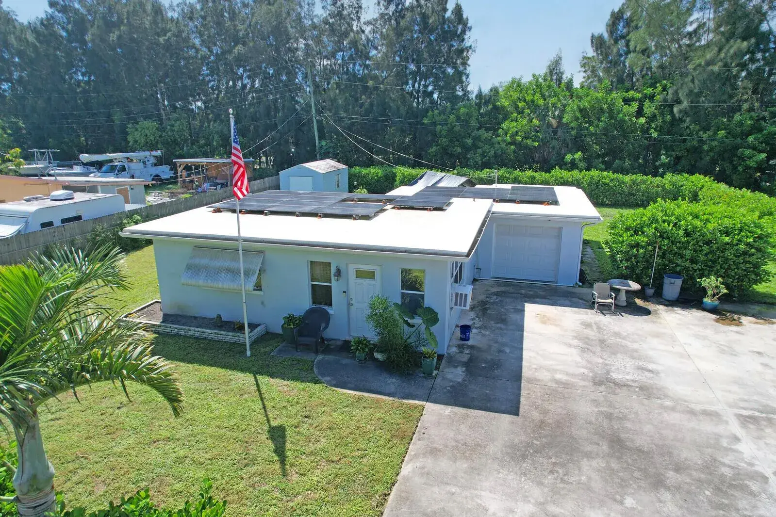 2708 CHEROKEE Court, West Palm Beach FL 33406