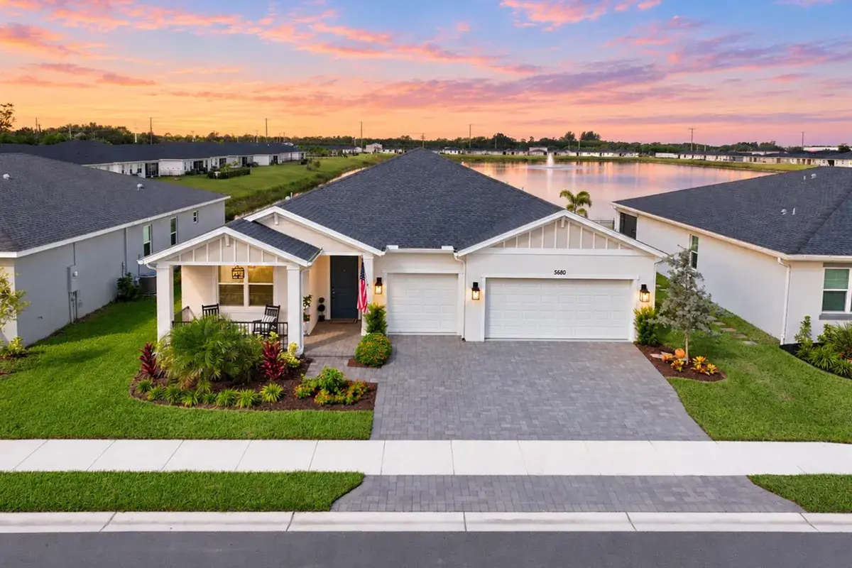 5680 HAMPTON PARK Circle, Vero Beach FL 32966