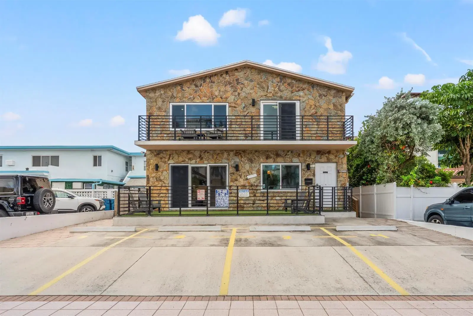 324 Roosevelt Street, Hollywood FL 33019