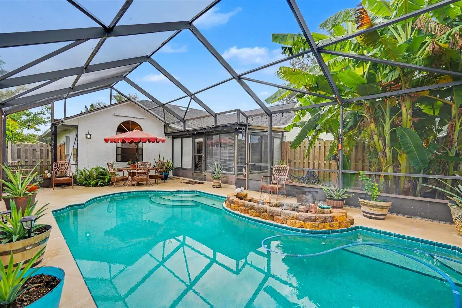 1660 GADSDEN Avenue NW, Palm Bay FL 32907