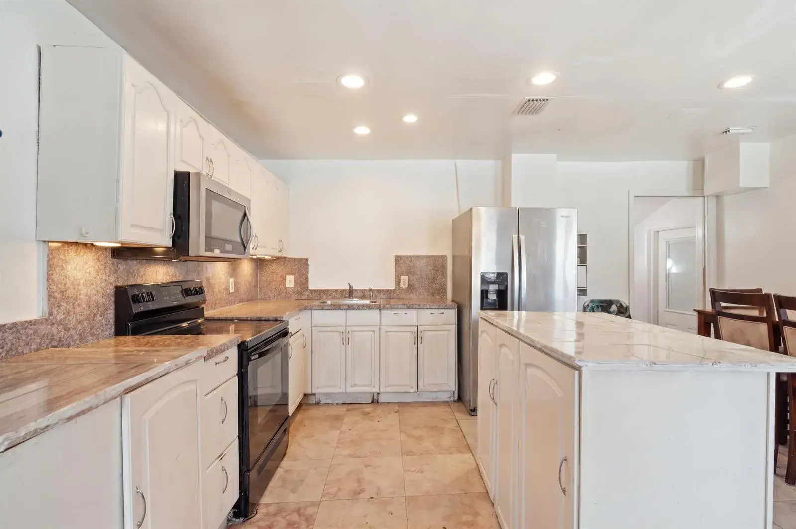 1023 N 25th Avenue, Hollywood FL 33020