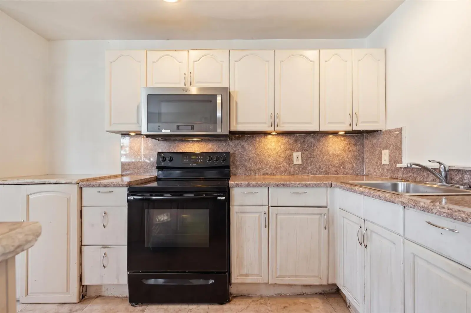 1023 N 25th Avenue, Hollywood FL 33020