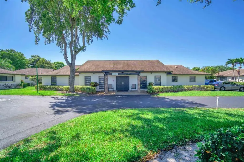 4948 Equestrian Circle # B, Boynton Beach FL 33436