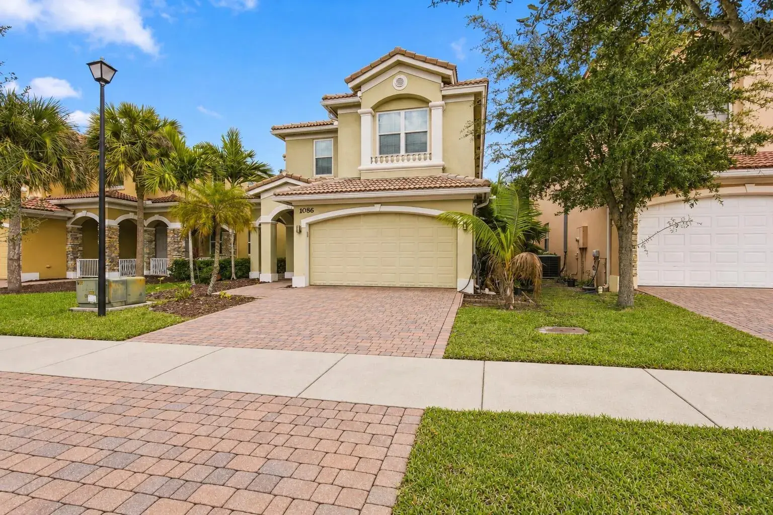 1086 NW LEONARDO Circle, Port St. Lucie FL 34986