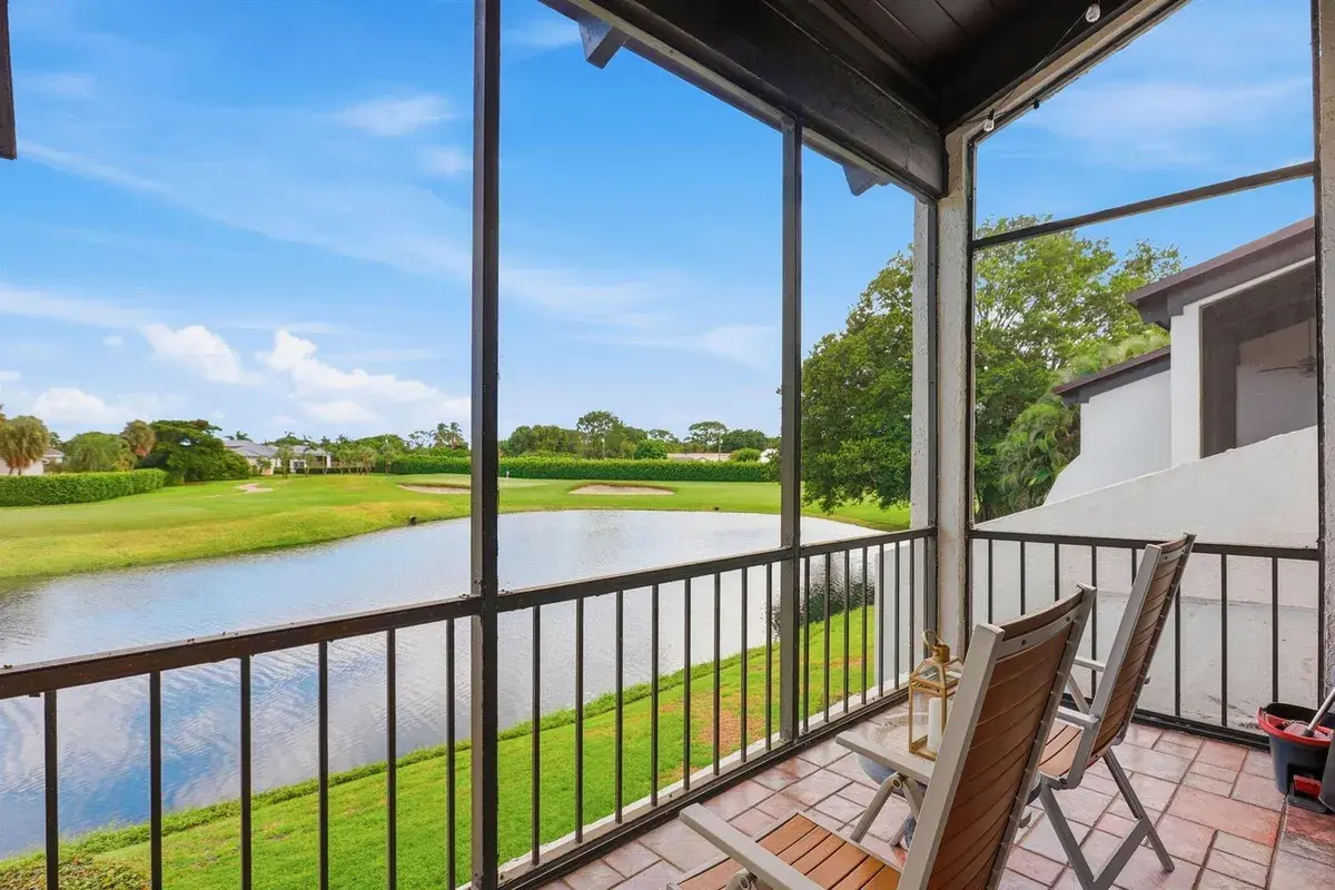 900 Greensward Lane # G, Delray Beach FL 33445