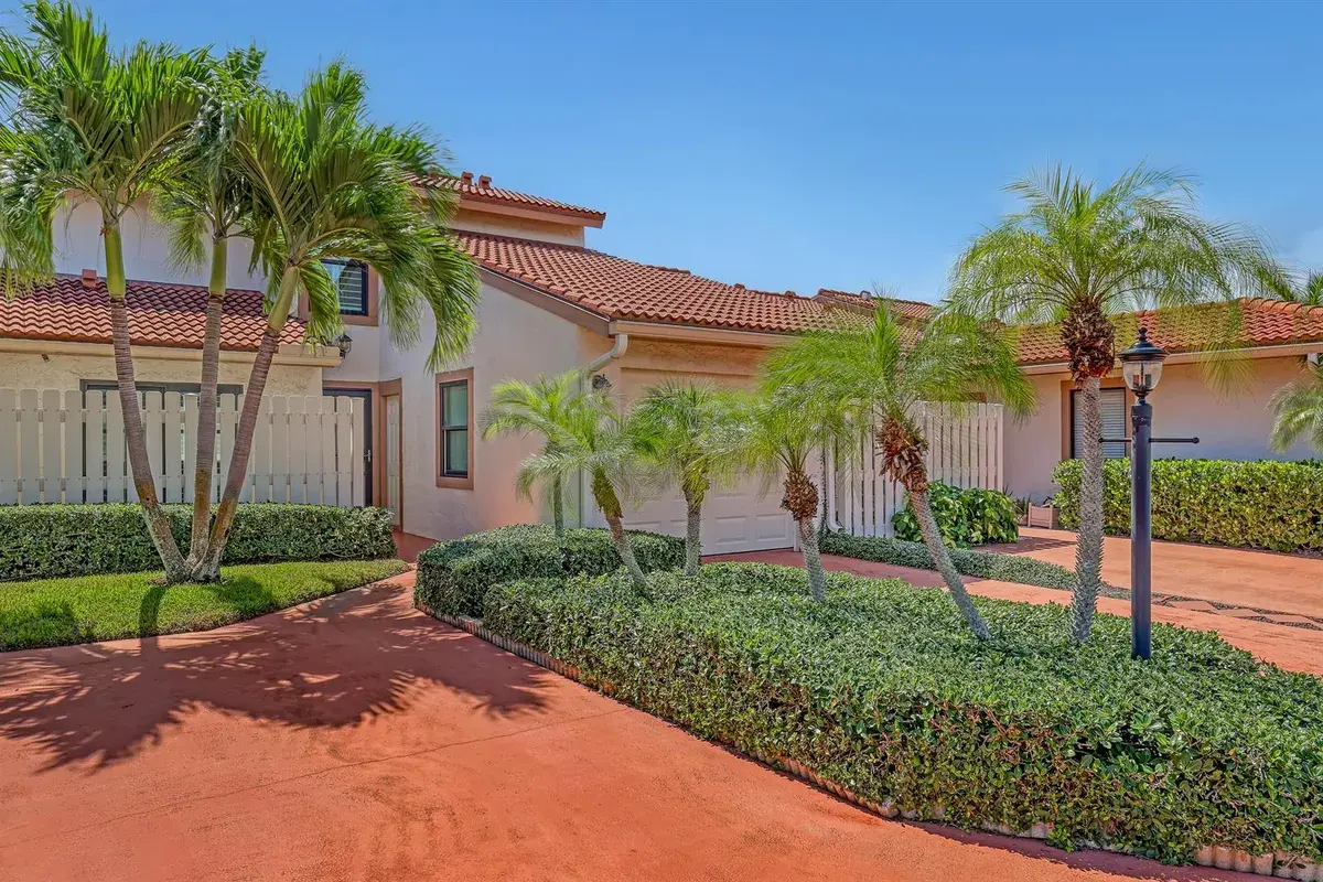131 PALM Avenue # 31, Jupiter FL 33477