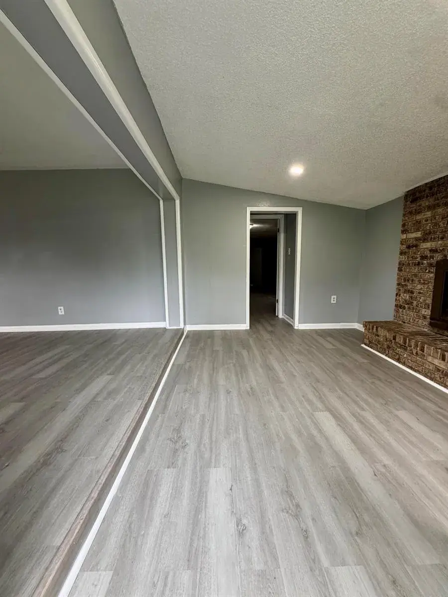 9117 LINGARD Avenue, Jacksonville FL 32208