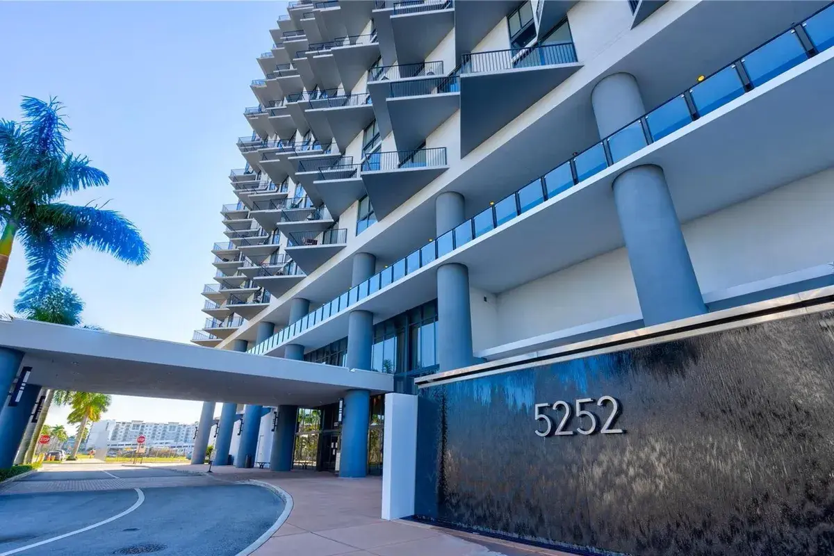 5252 NW 85th Avenue # 1607, Doral FL 33166
